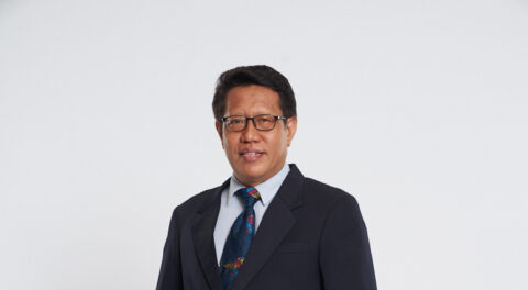 Prof. Dr. Sfenrianto, S.Kom, M.Kom.